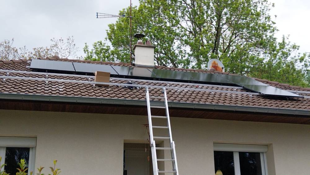 Panneaux photovoltaïques_ST BAUDILLE DE LA TOUR_Photo 1-3