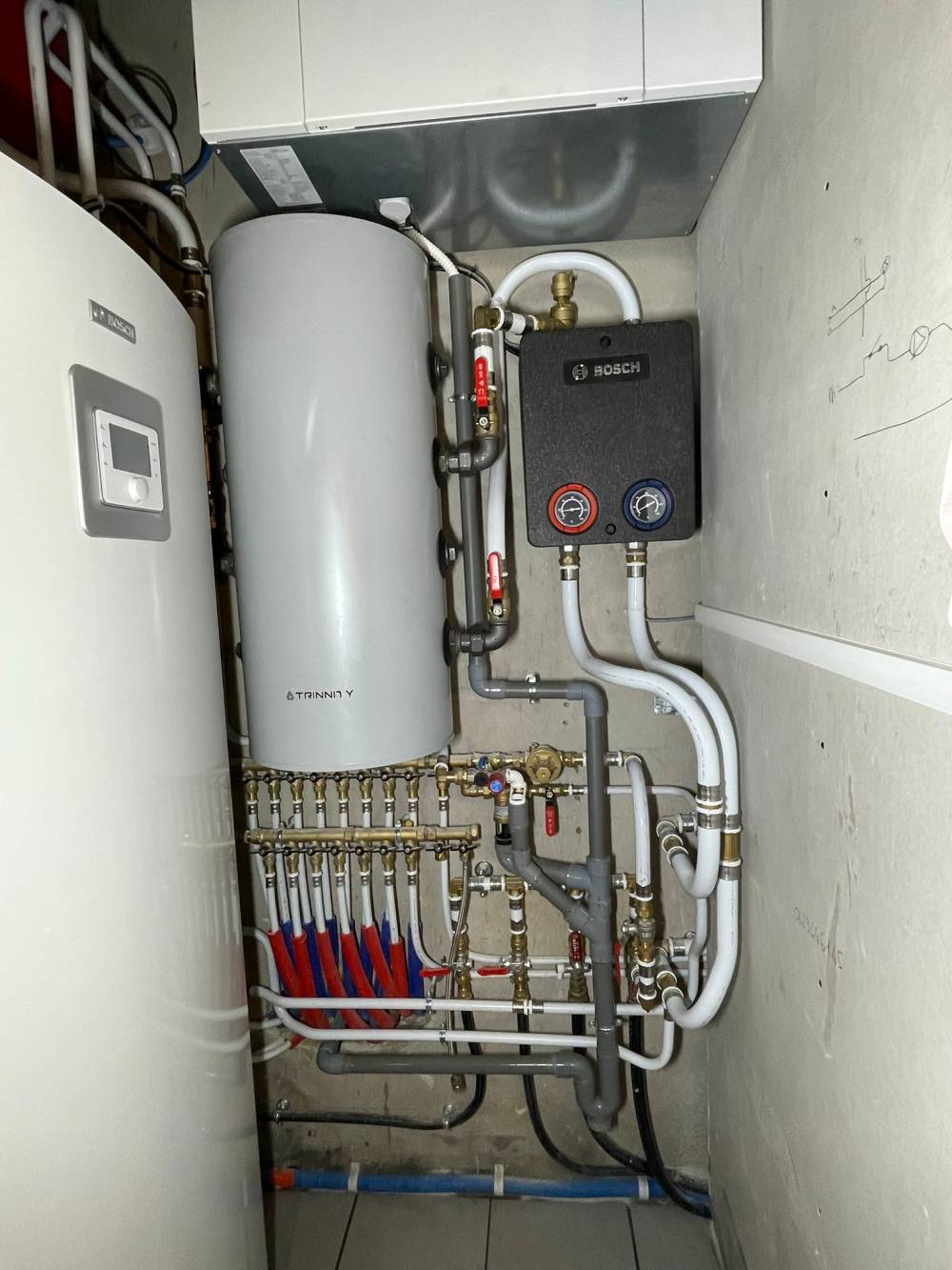 POMPE A CHALEUR BOSCH - CREMIEU